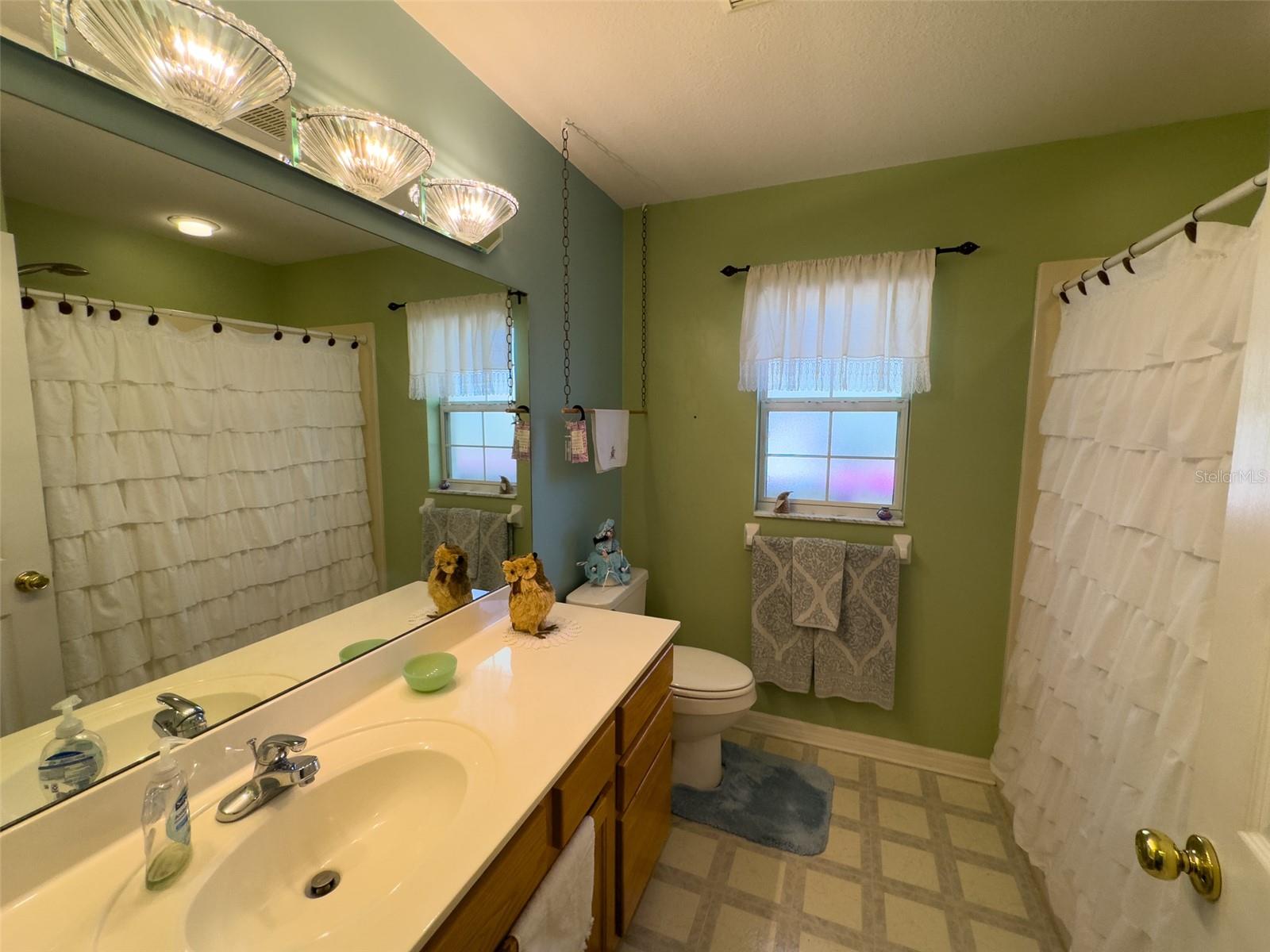 Image 16 of 24 For 7628 Alameda Way