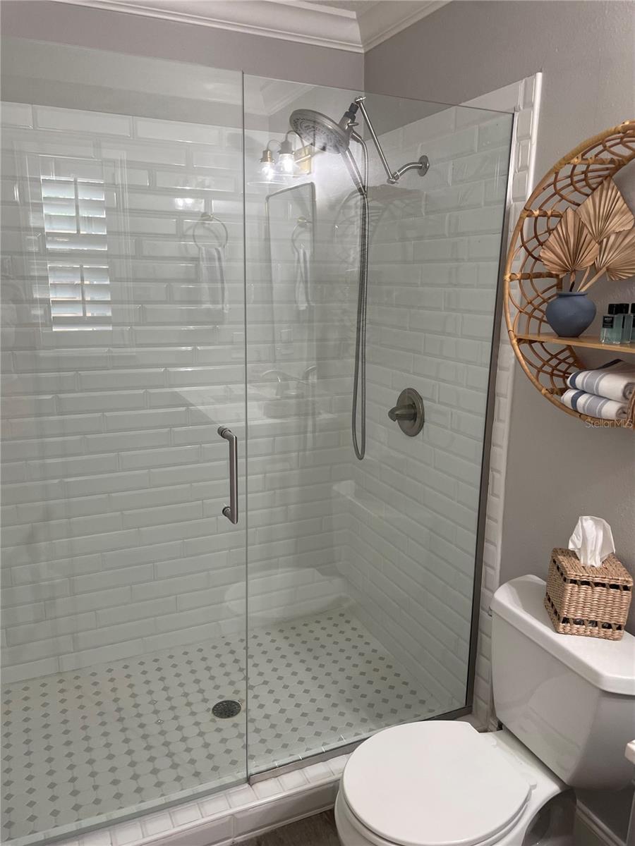 Image 22 of 41 For 6203 West Boulevard