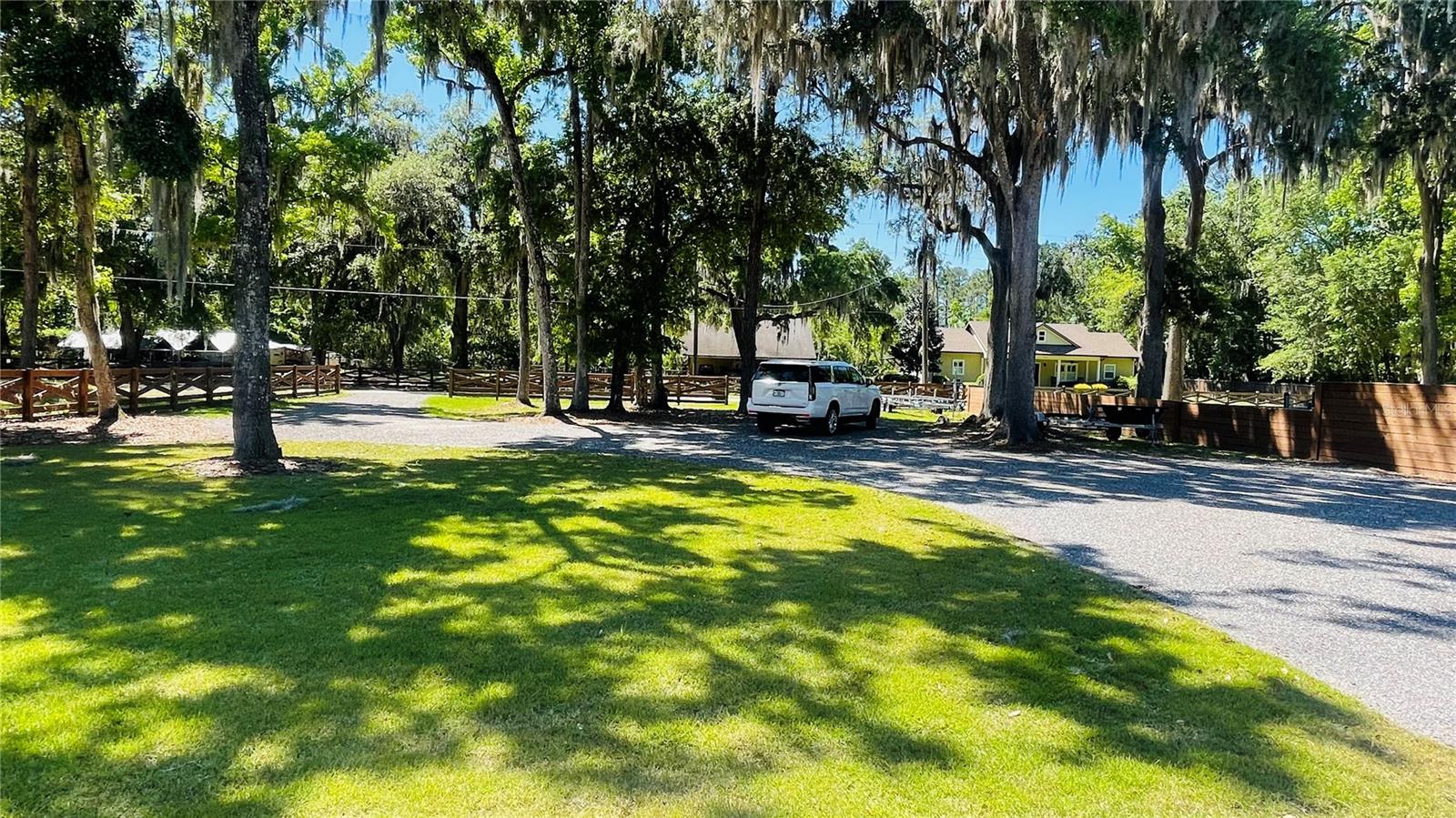 Image 3 of 41 For 6203 West Boulevard
