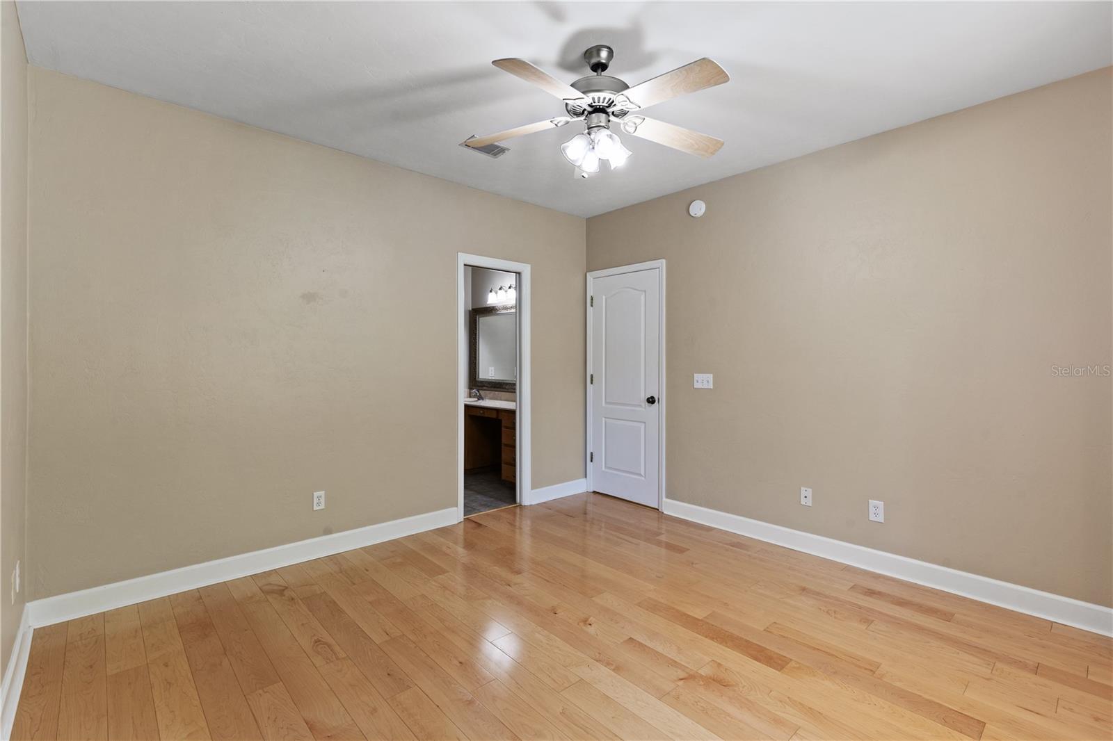 Image 29 of 52 For 17920 177th Avenue