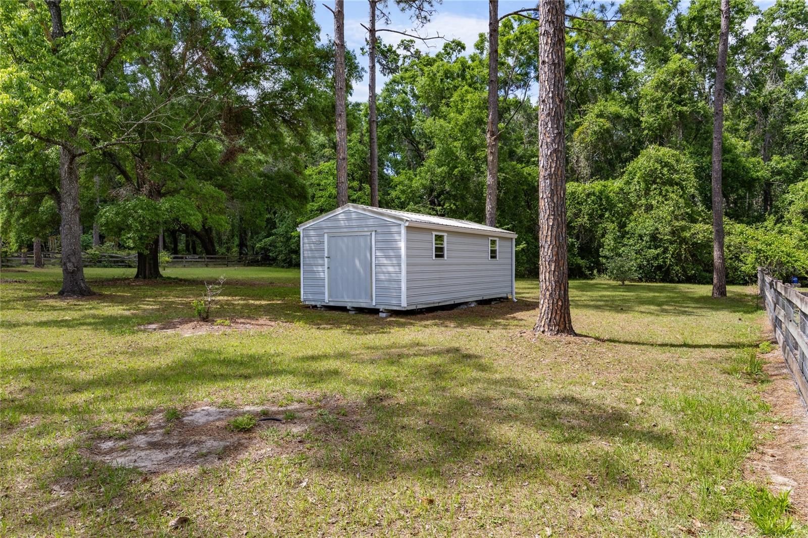 Image 38 of 52 For 17920 177th Avenue