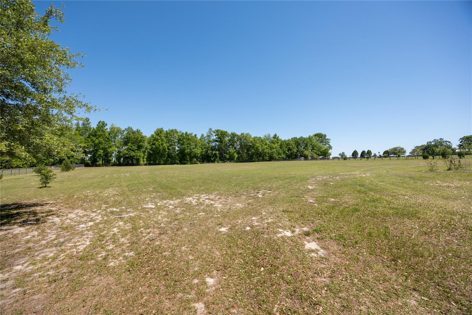Image 41 of 69 For 14681 232nd Street