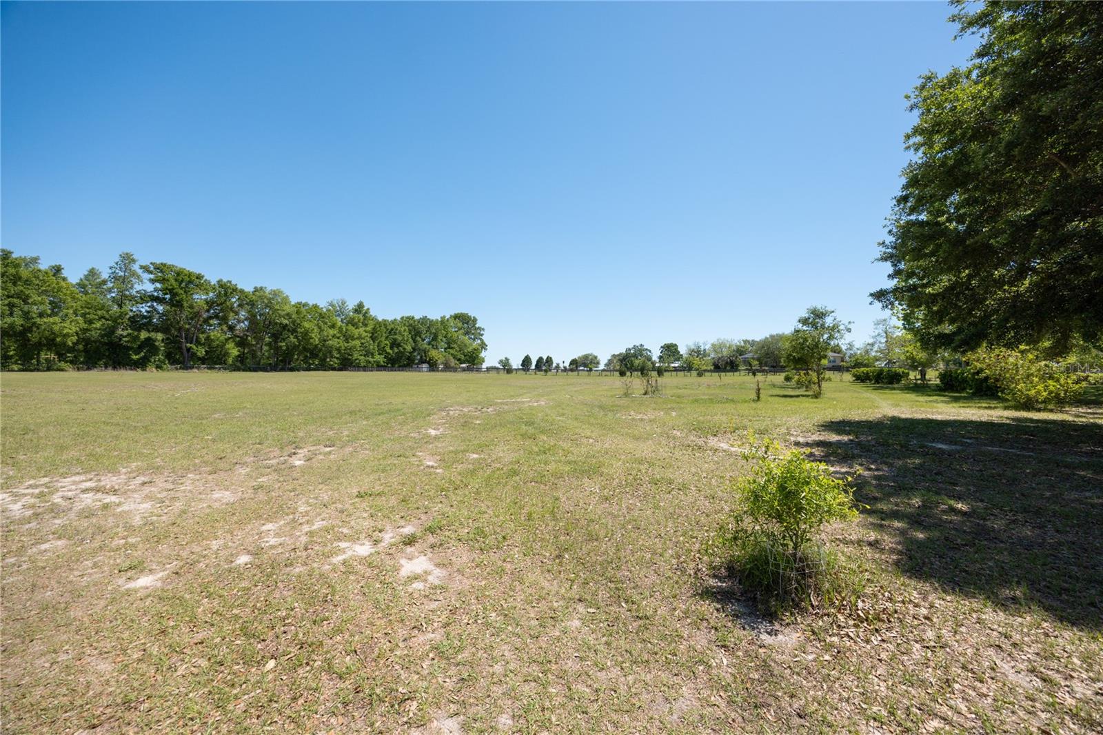 Image 42 of 69 For 14681 232nd Street