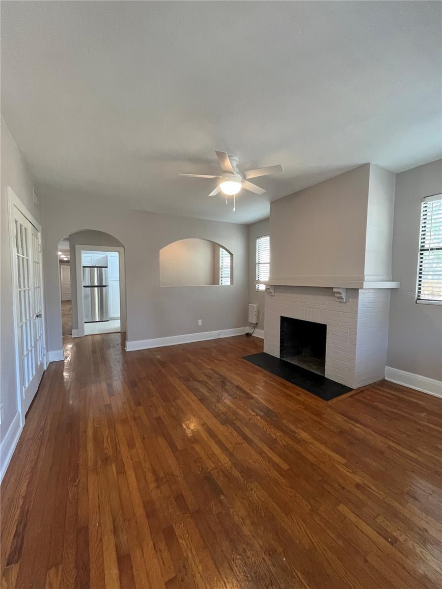 Image 2 of 17 For 3303 Empedrado Street 1