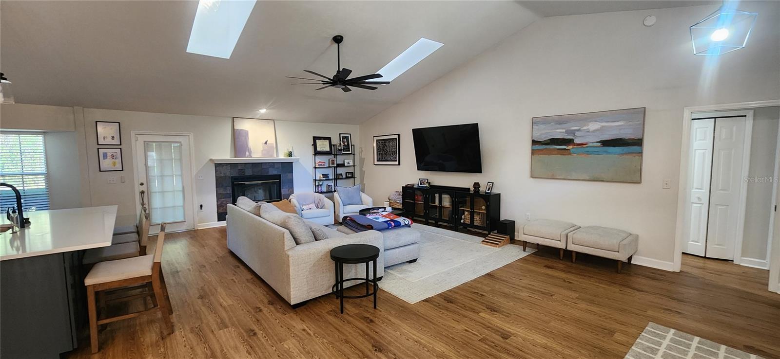 Image 4 of 29 For 2031 75th Terrace