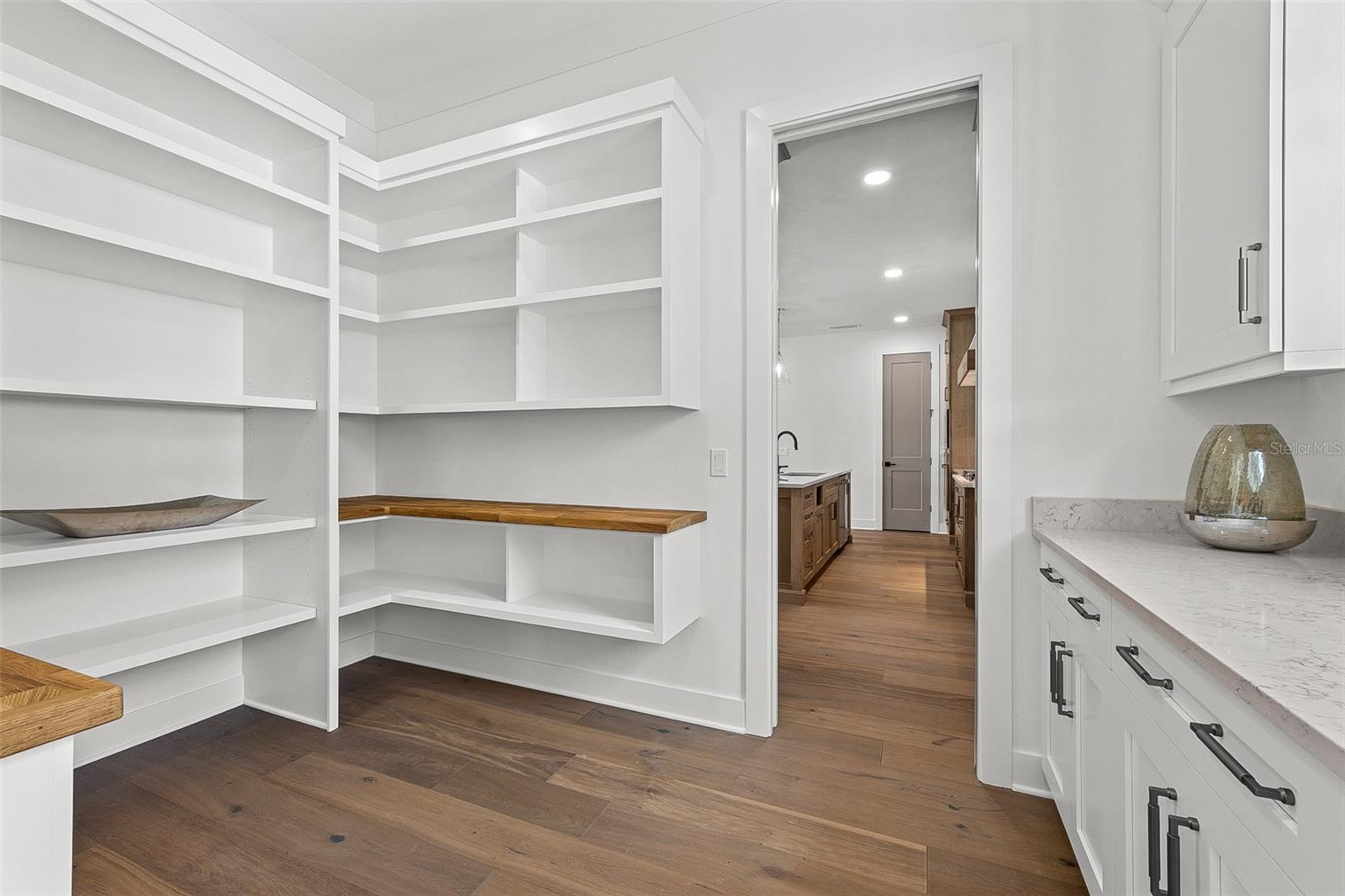 Image 14 of 31 For 5995 124th Way