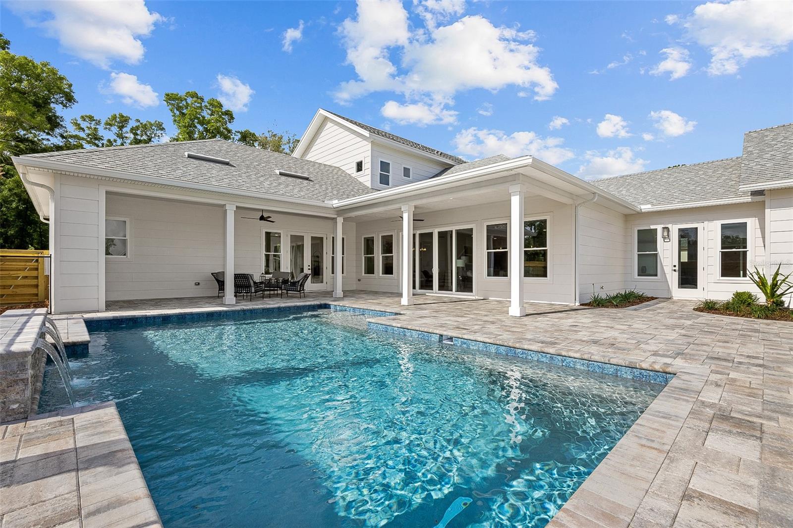 Image 17 of 31 For 5995 124th Way