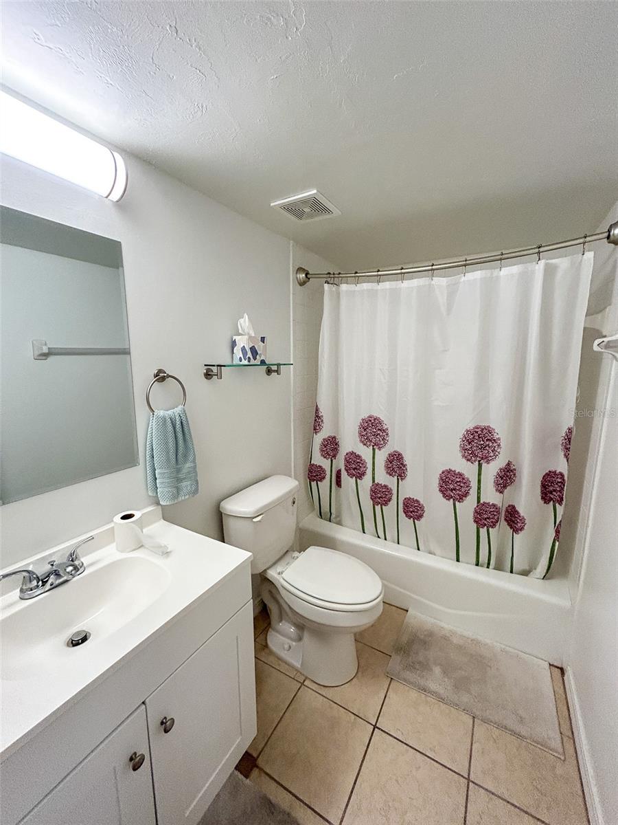 Image 12 of 20 For 2360 Archer Road 807