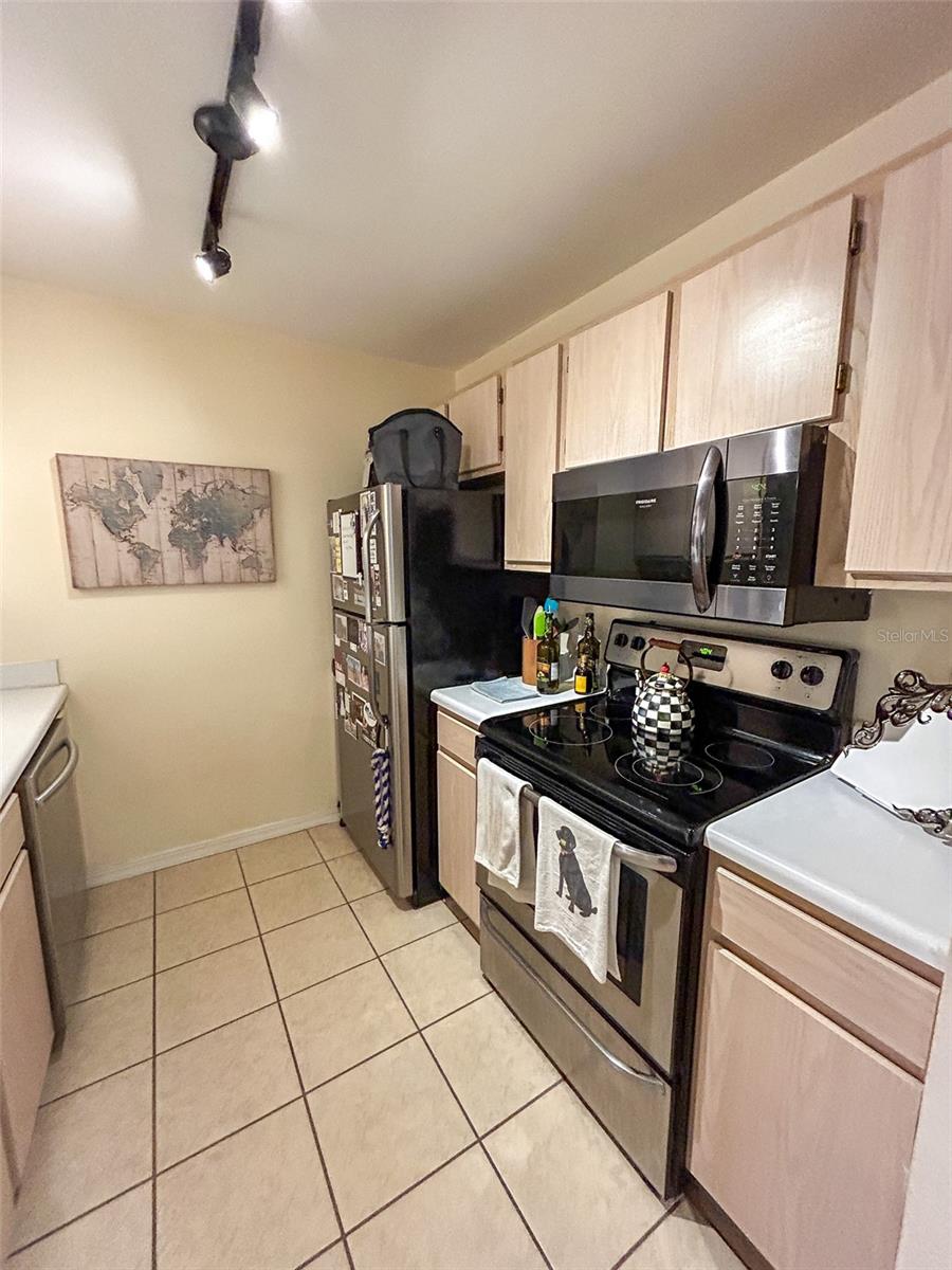 Image 8 of 20 For 2360 Archer Road 807