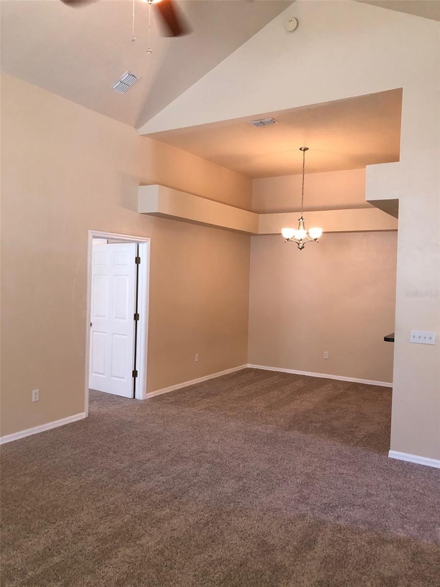 Image 5 of 18 For 162 145th Drive 12