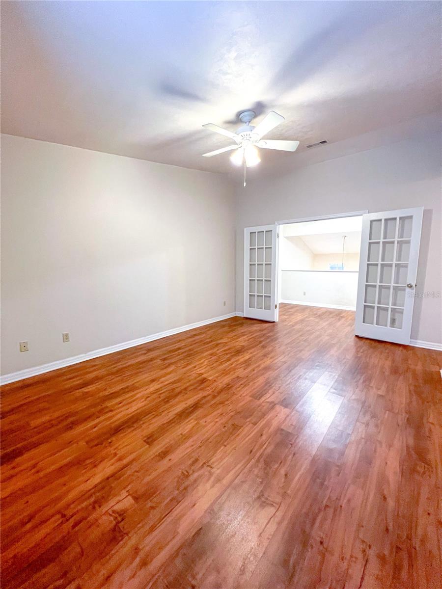 Image 9 of 13 For 344 48th Boulevard 344