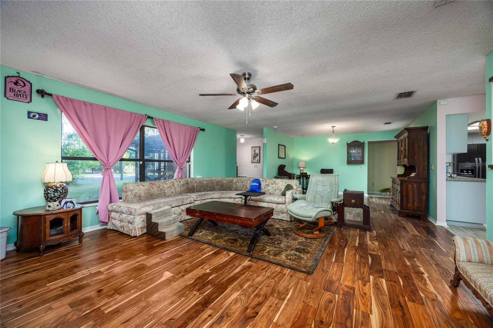 Image 13 of 49 For 21628 69th Avenue