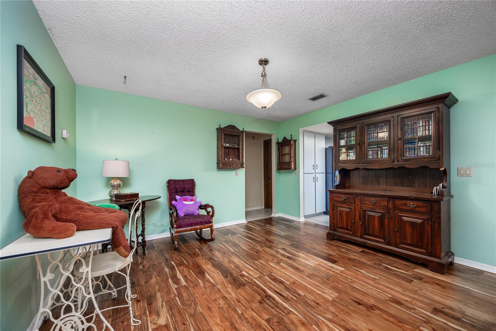 Image 16 of 49 For 21628 69th Avenue
