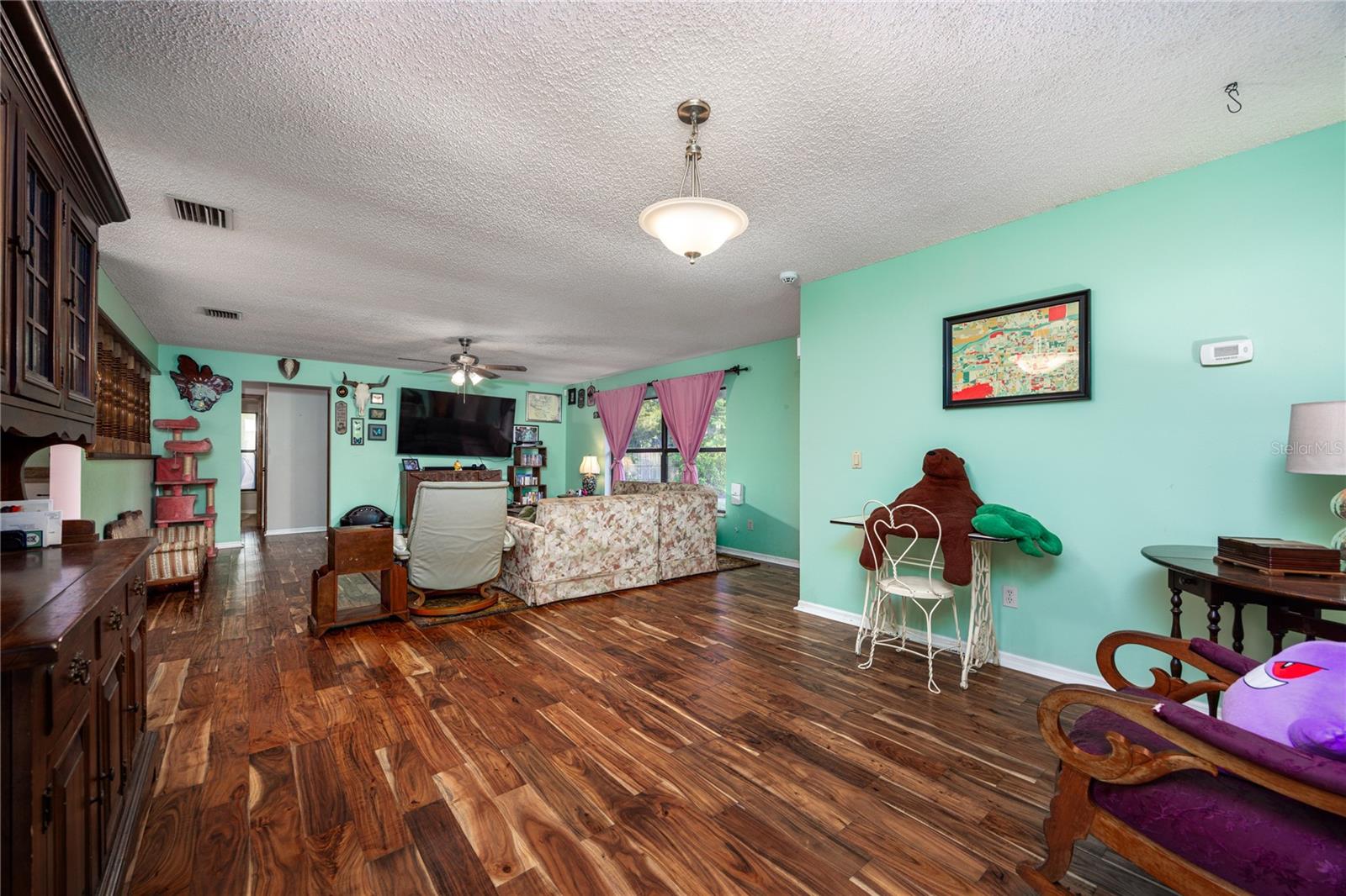 Image 18 of 49 For 21628 69th Avenue