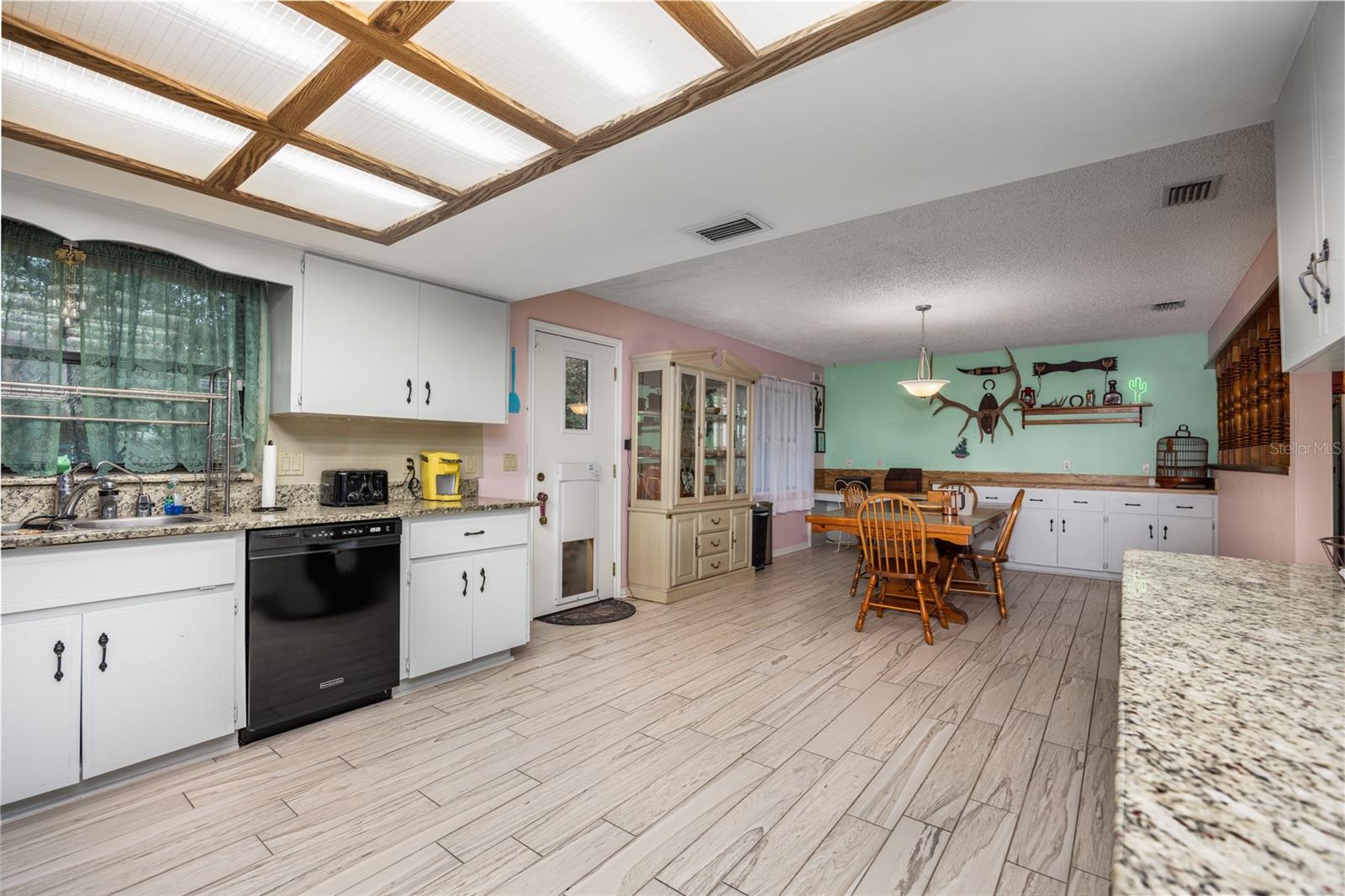 Image 7 of 49 For 21628 69th Avenue