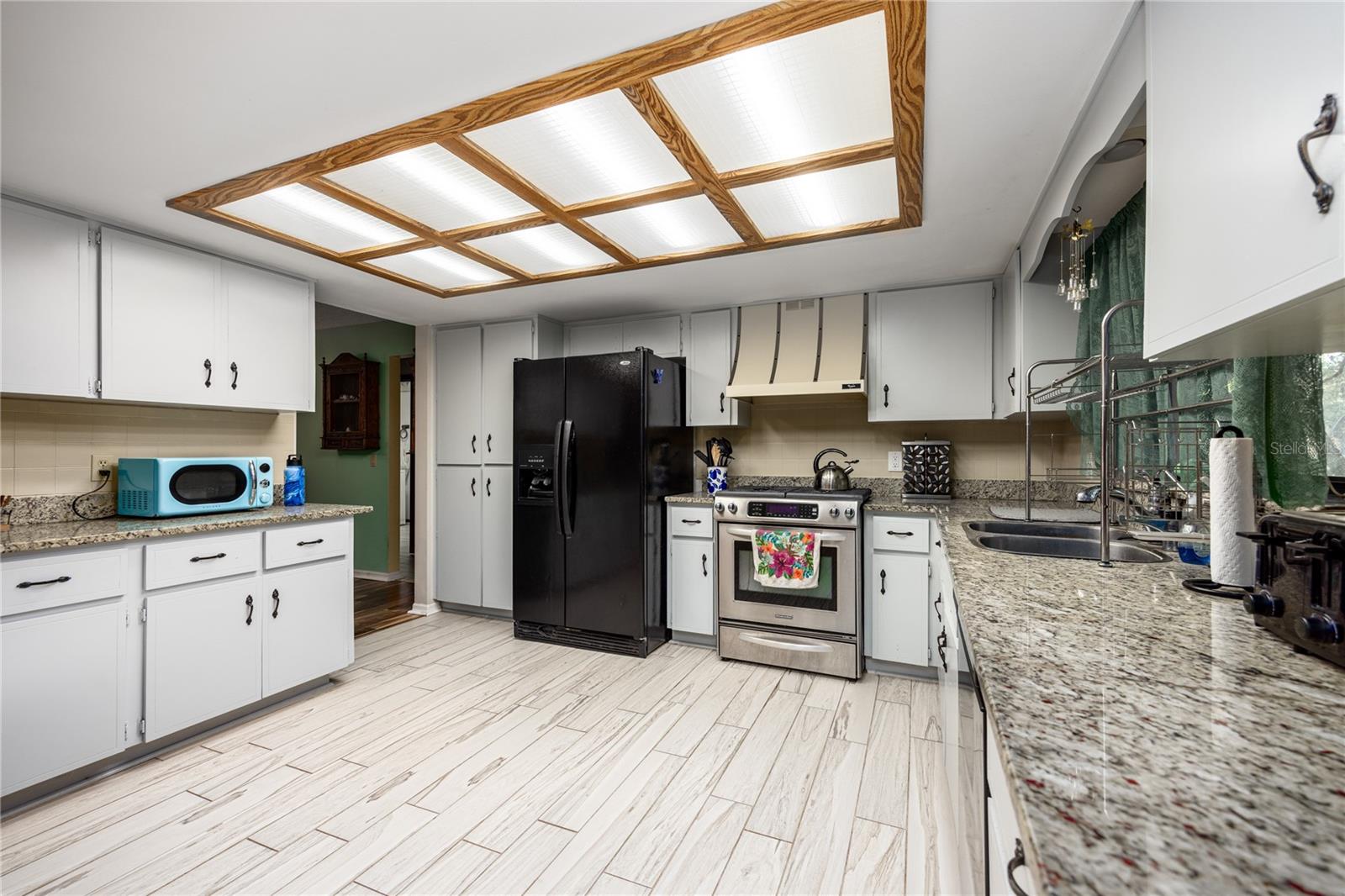 Image 8 of 49 For 21628 69th Avenue
