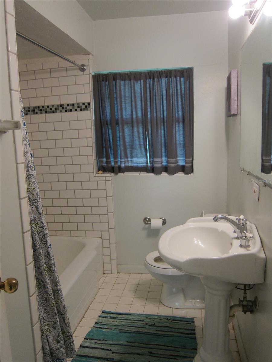 Image 12 of 33 For 20 23 Street