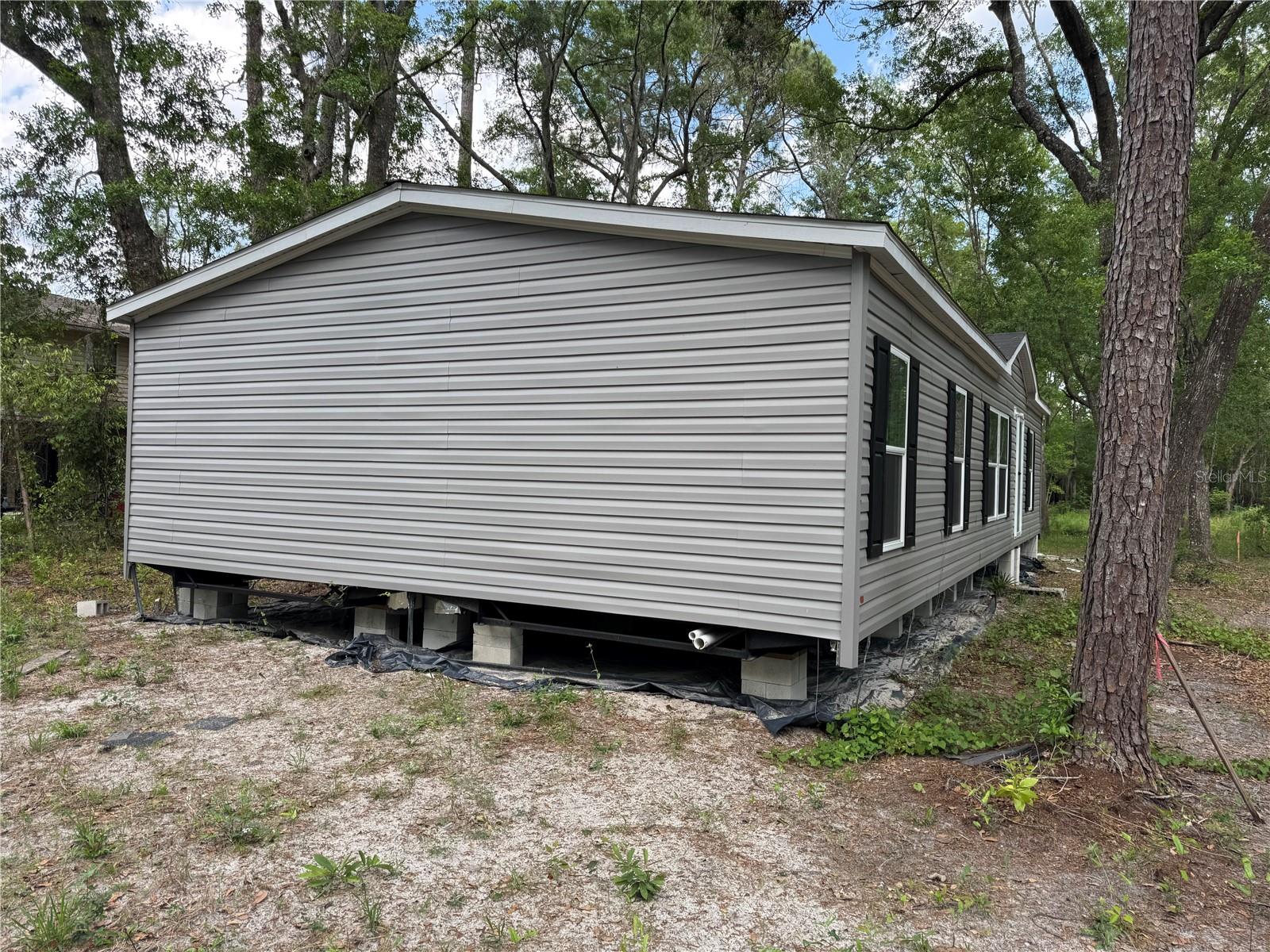 Image 3 of 37 For 15259 143rd Terrace