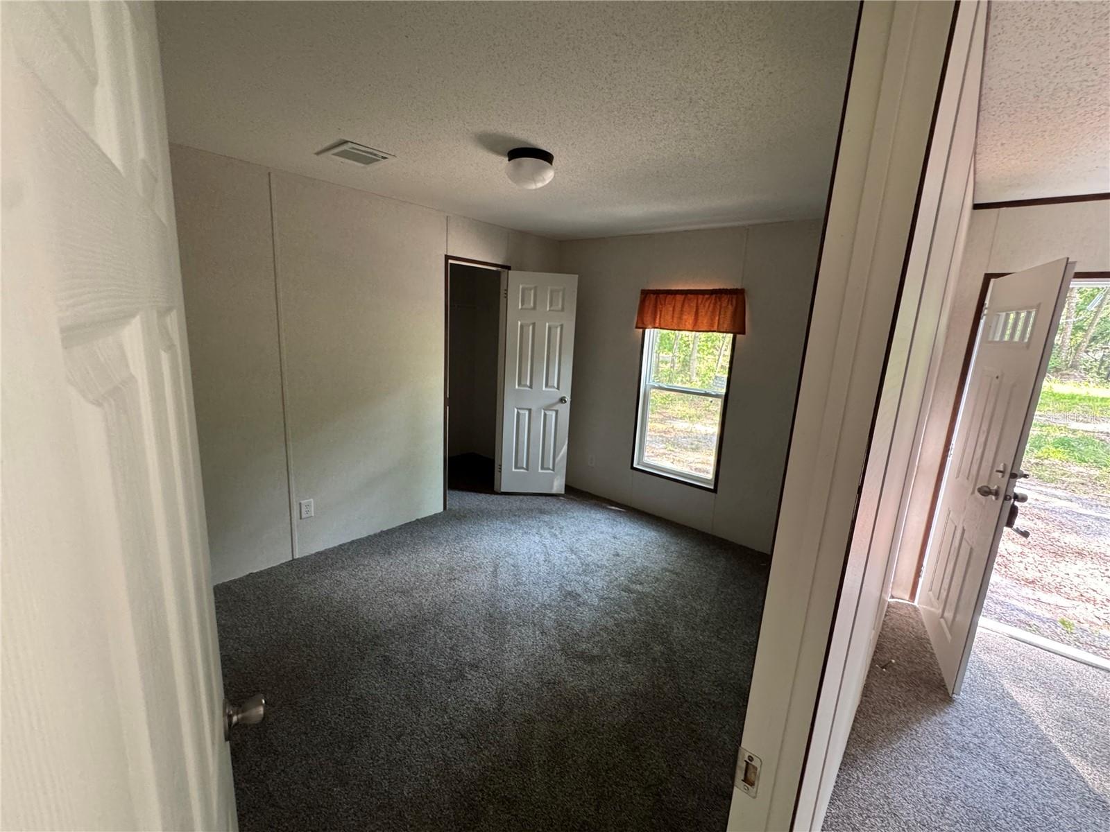 Image 32 of 37 For 15259 143rd Terrace