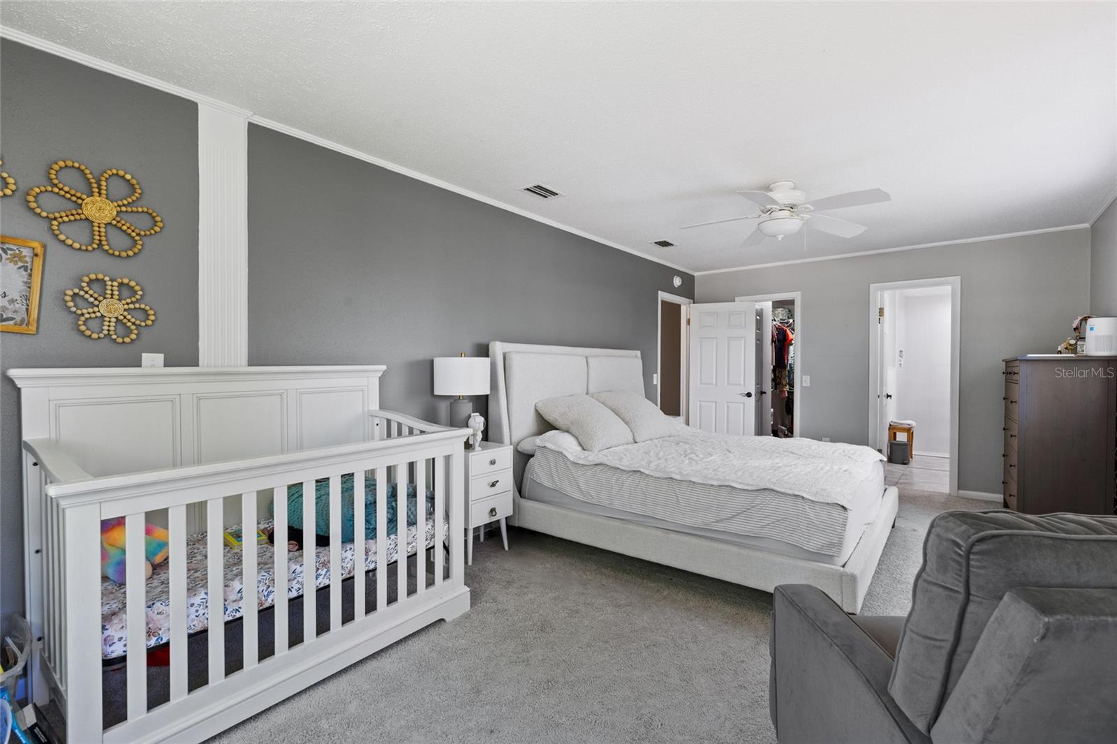 Image 13 of 47 For 14713 146th Avenue