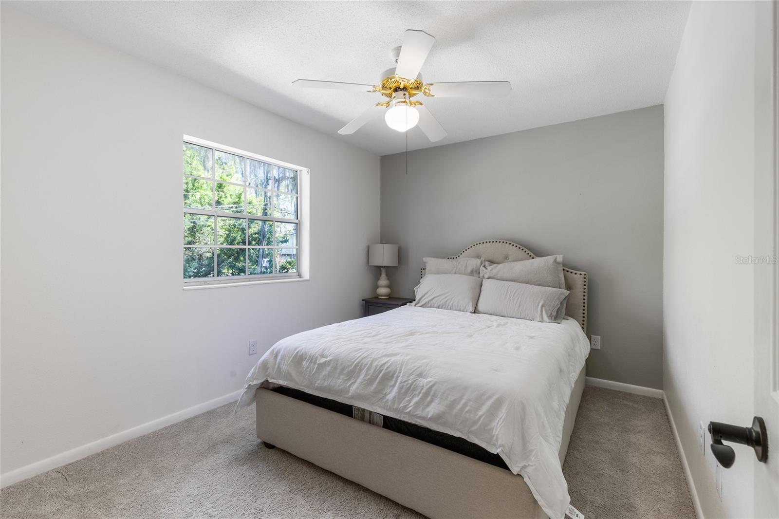Image 17 of 47 For 14713 146th Avenue
