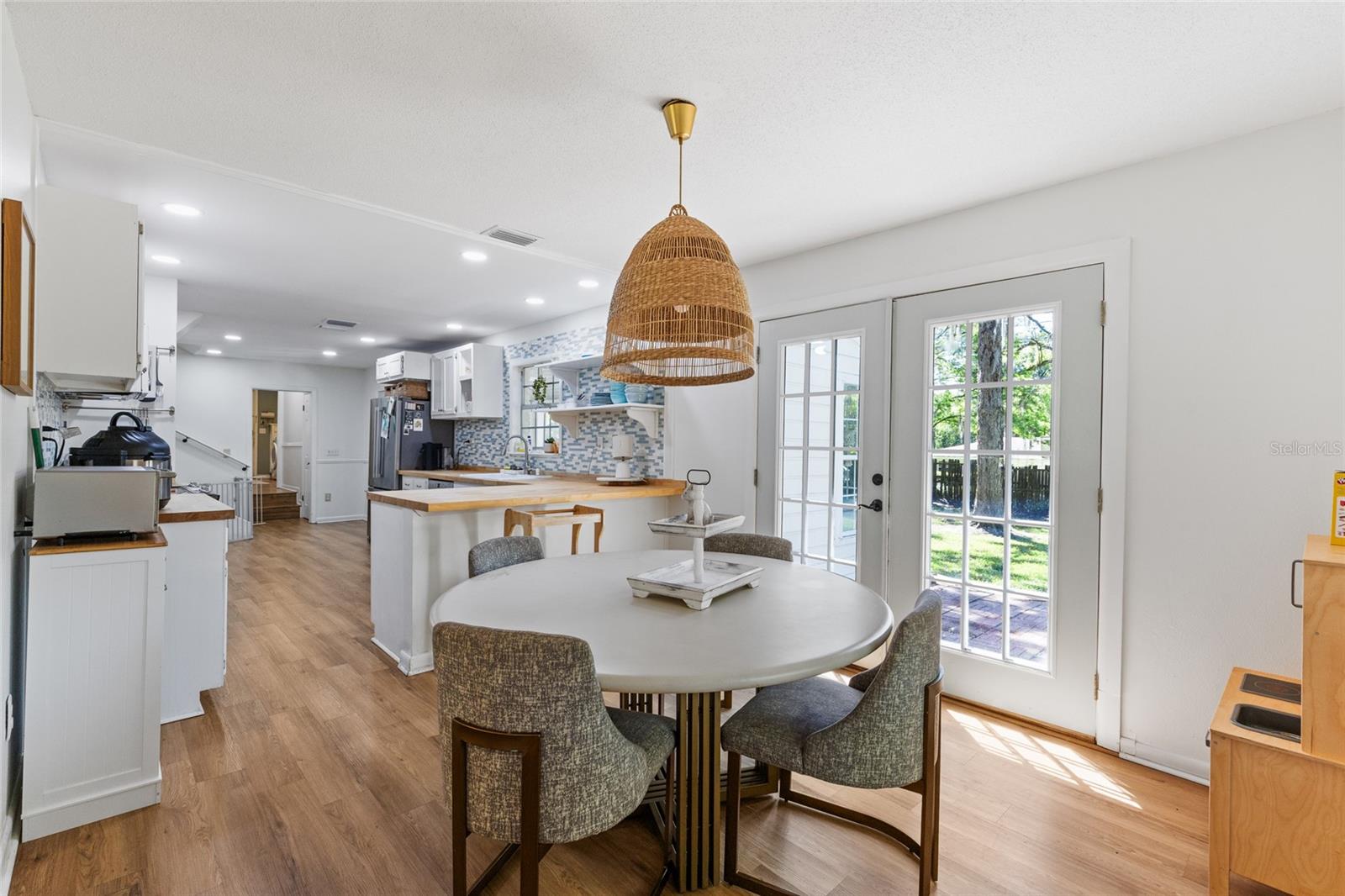 Image 7 of 47 For 14713 146th Avenue