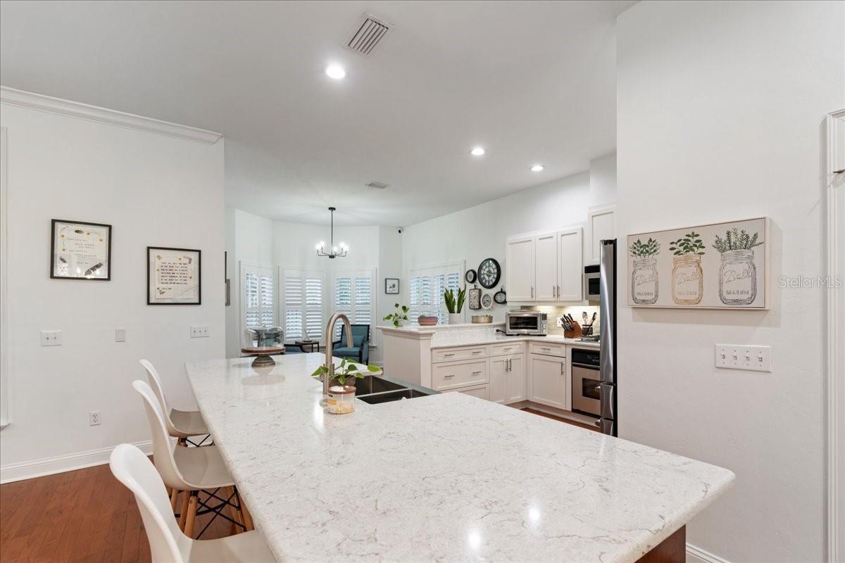 Image 17 of 38 For 5209 57th Terrace