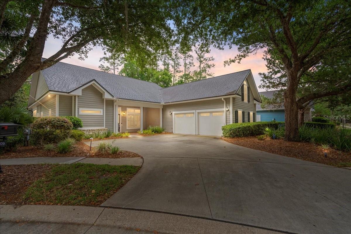 Image 2 of 38 For 5209 57th Terrace