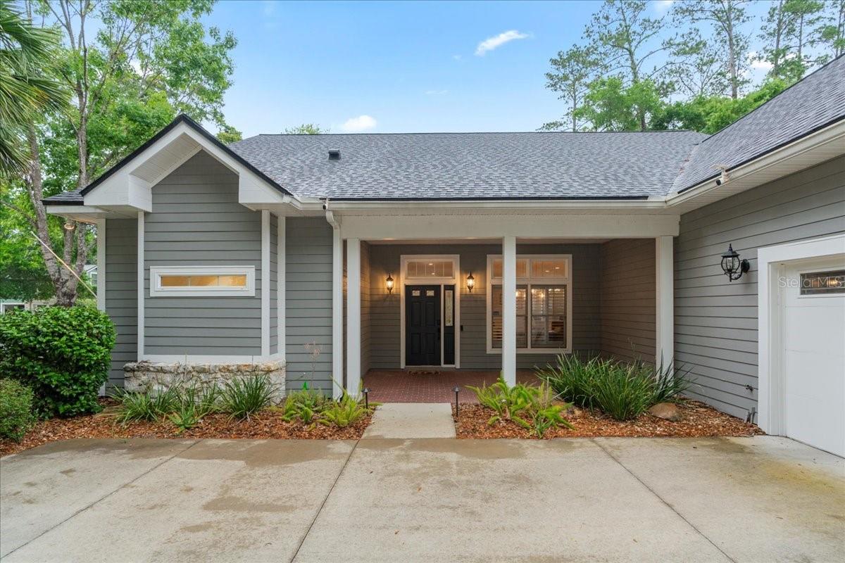 Image 3 of 38 For 5209 57th Terrace