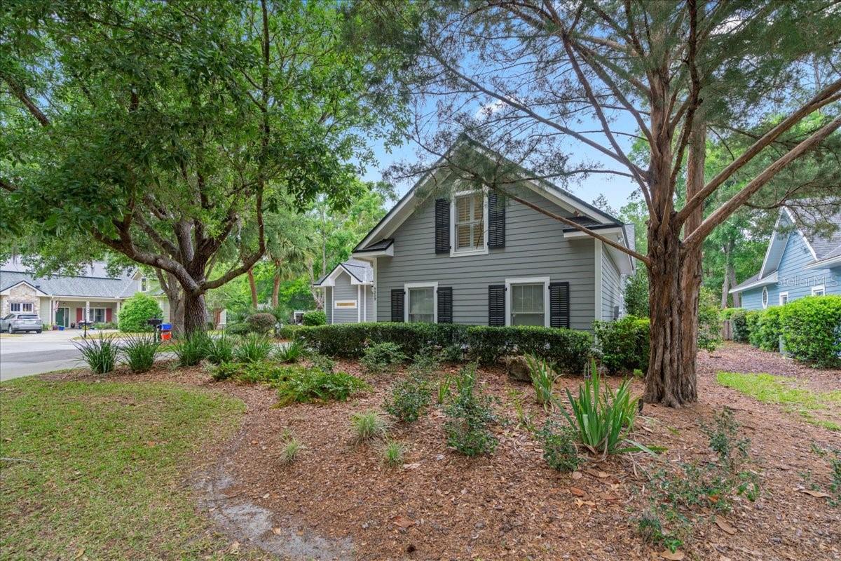 Image 34 of 38 For 5209 57th Terrace