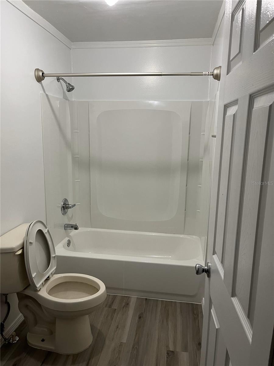 Image 17 of 18 For 2219 15th Street