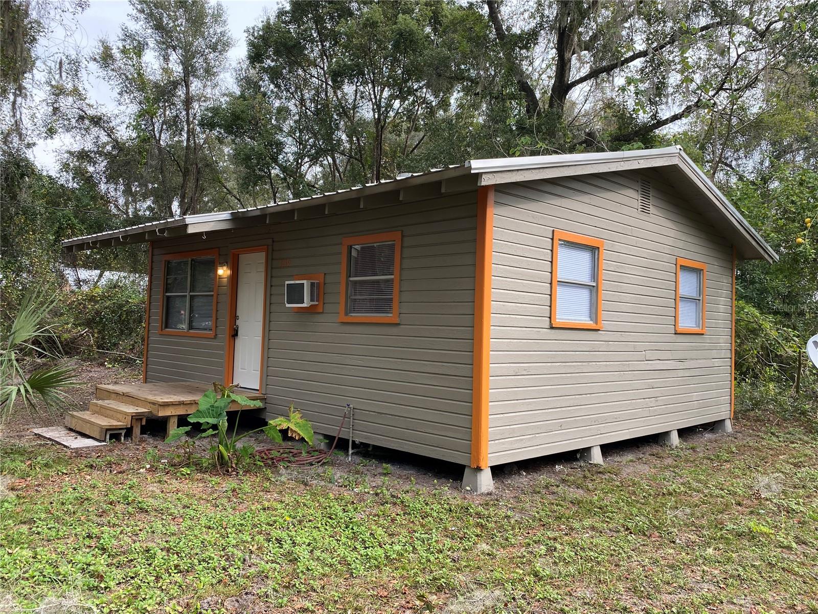 Image 3 of 18 For 2219 15th Street