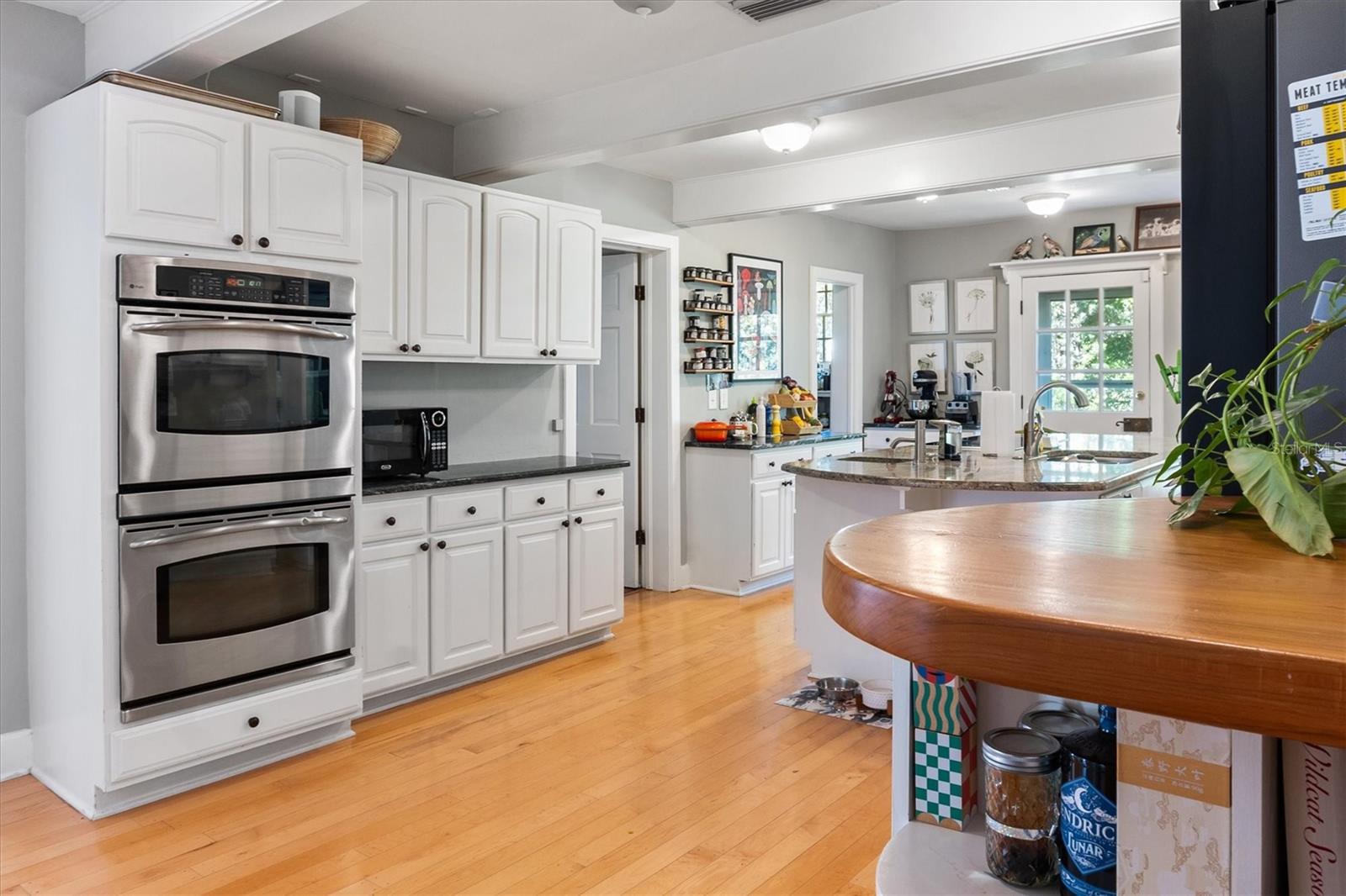 Image 12 of 39 For 6212 Quail Street