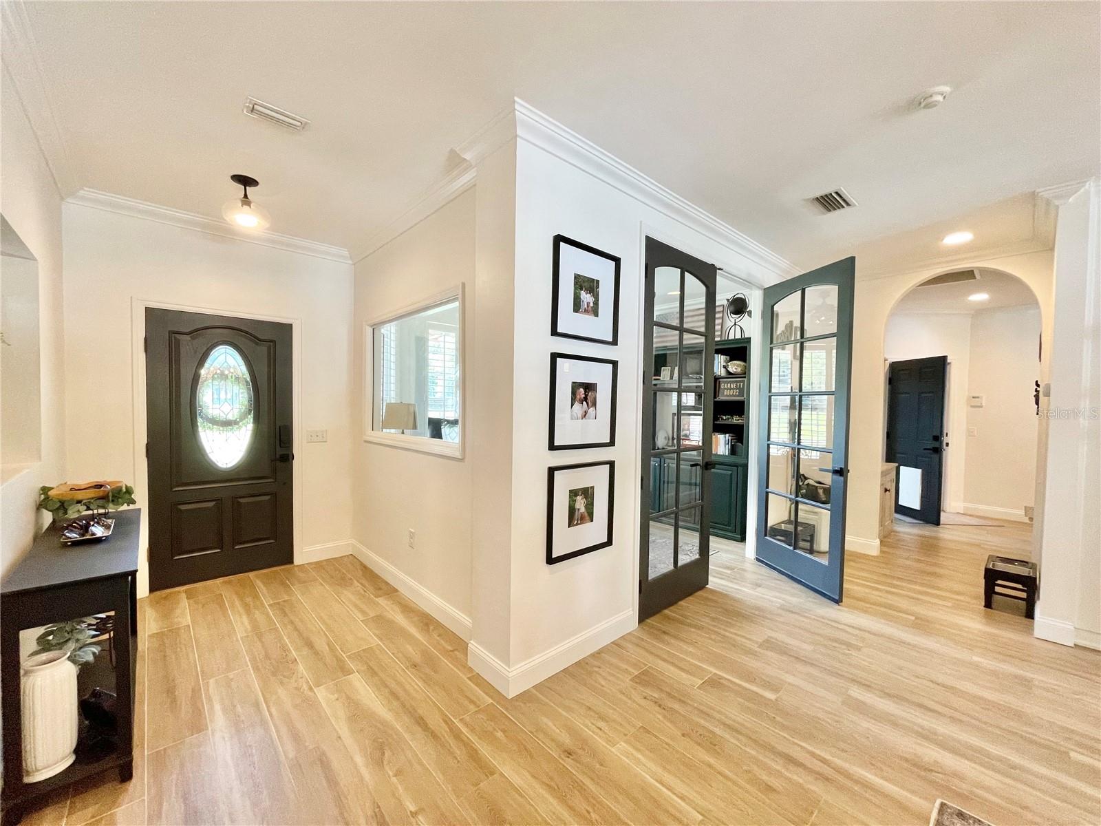 Image 11 of 75 For 23810 142nd Avenue