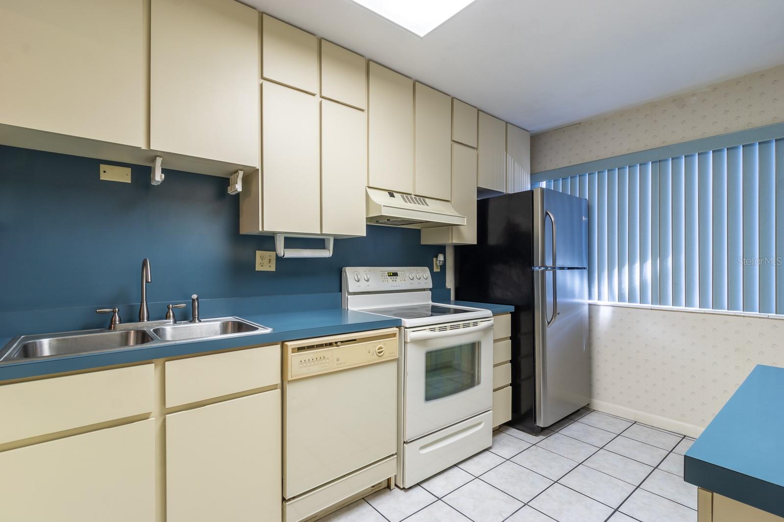 Image 5 of 24 For 2750 14th Drive 2750