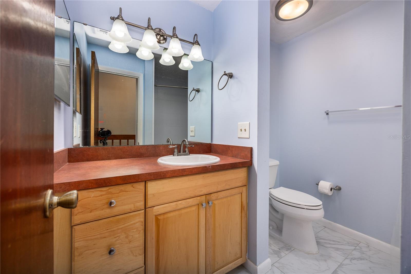 Image 17 of 26 For 2139 39th Way 2139