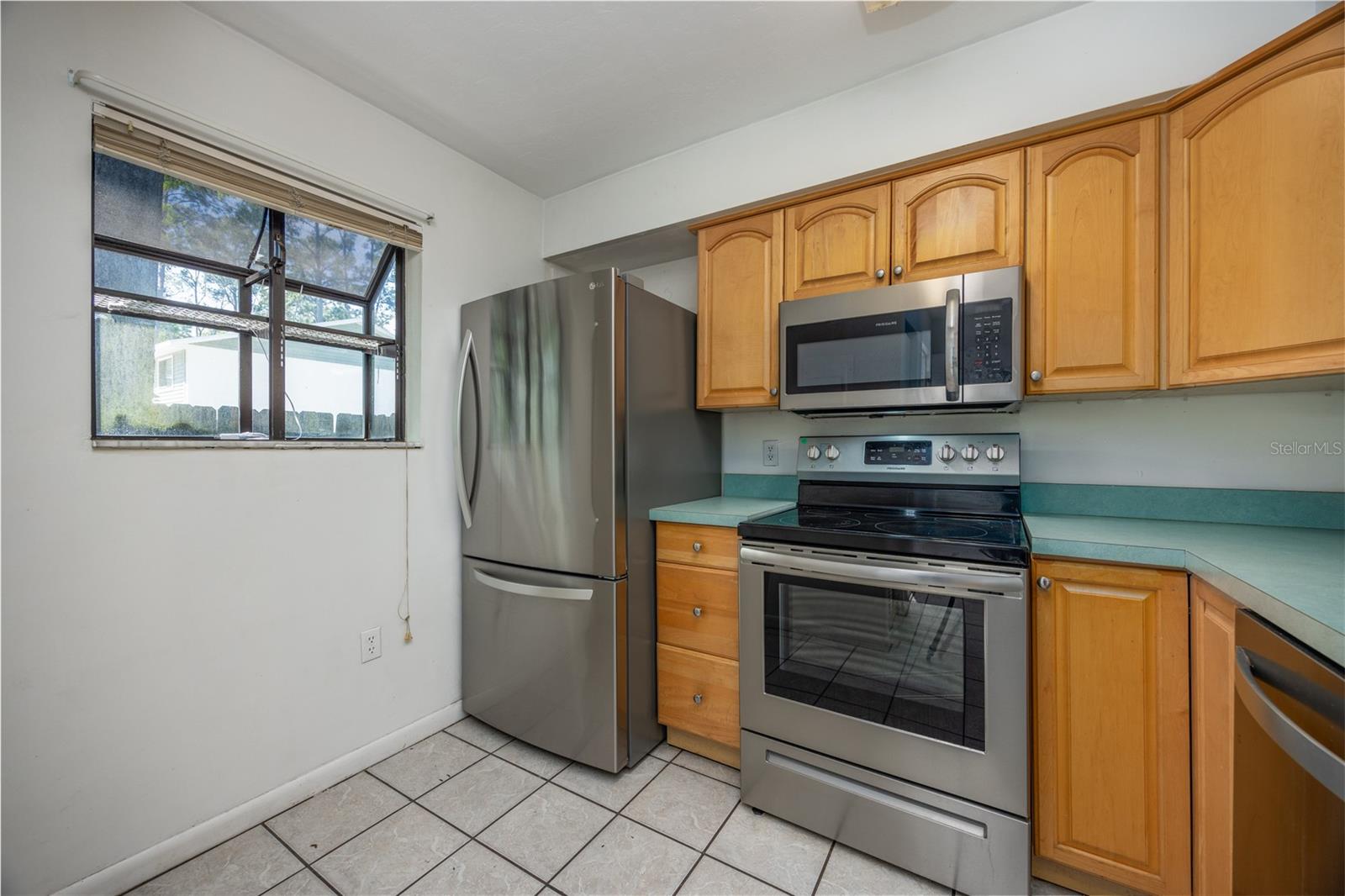 Image 8 of 26 For 2139 39th Way 2139