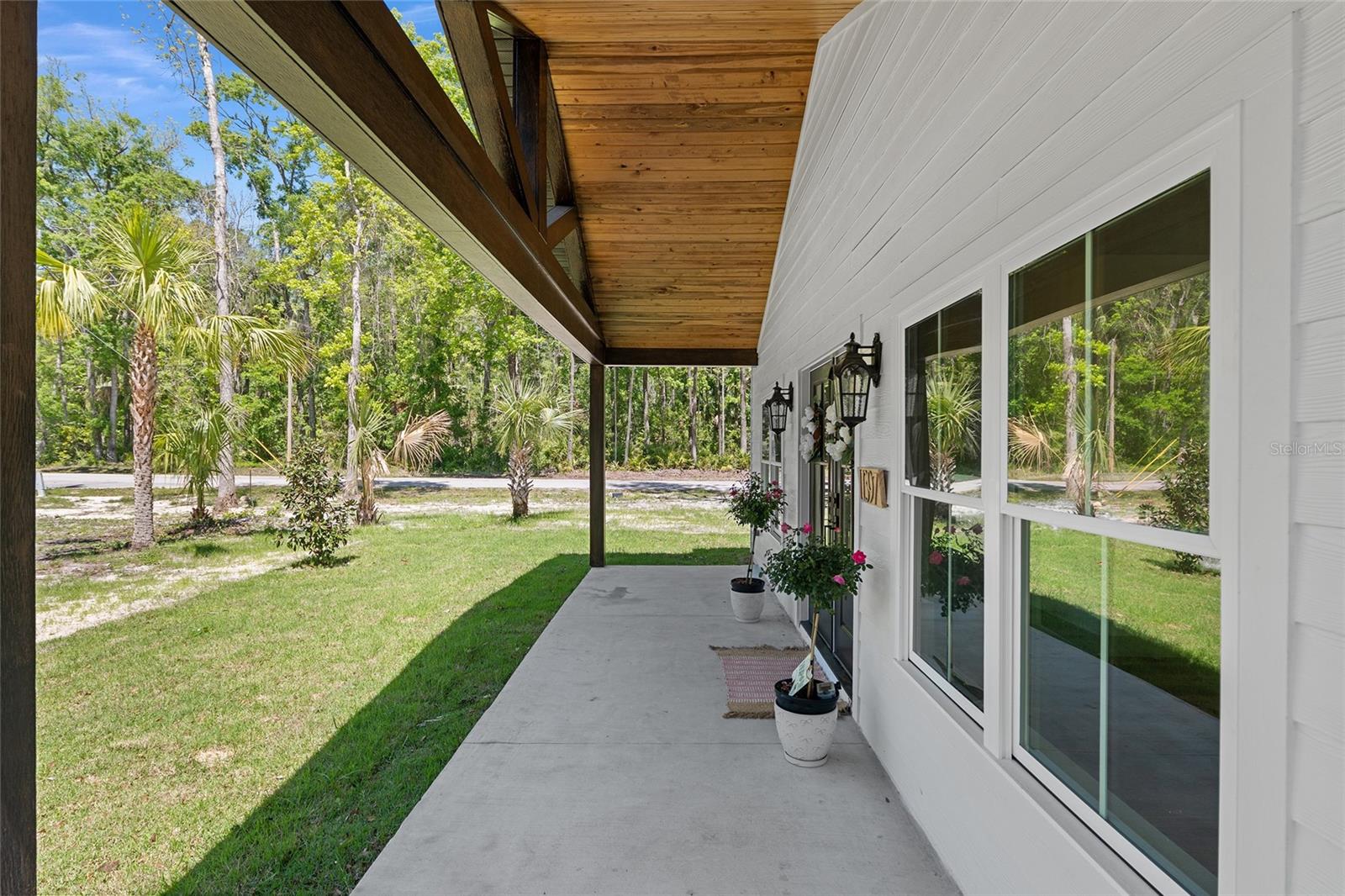 Image 15 of 86 For 11397 93rd Avenue