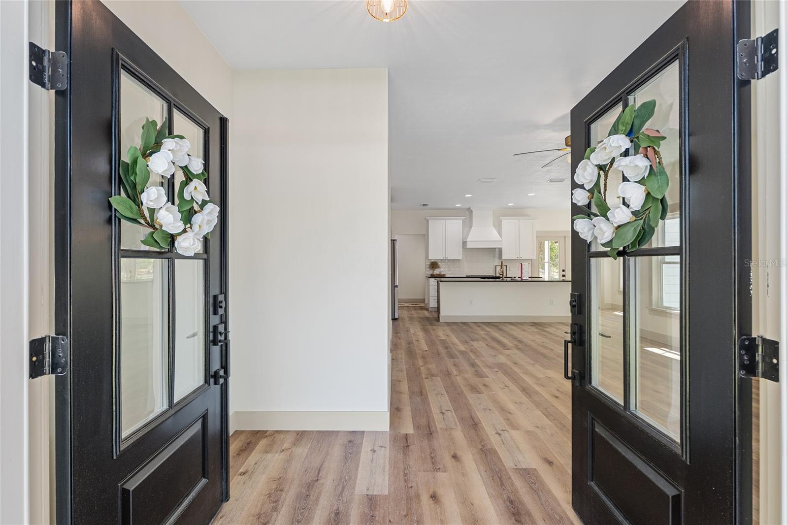 Image 18 of 86 For 11397 93rd Avenue