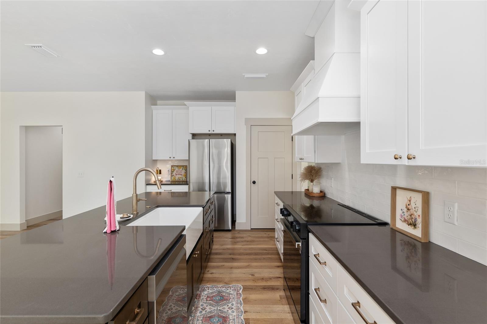 Image 30 of 86 For 11397 93rd Avenue