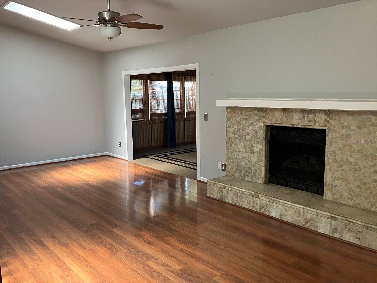 Image 8 of 24 For 4518 44th Place