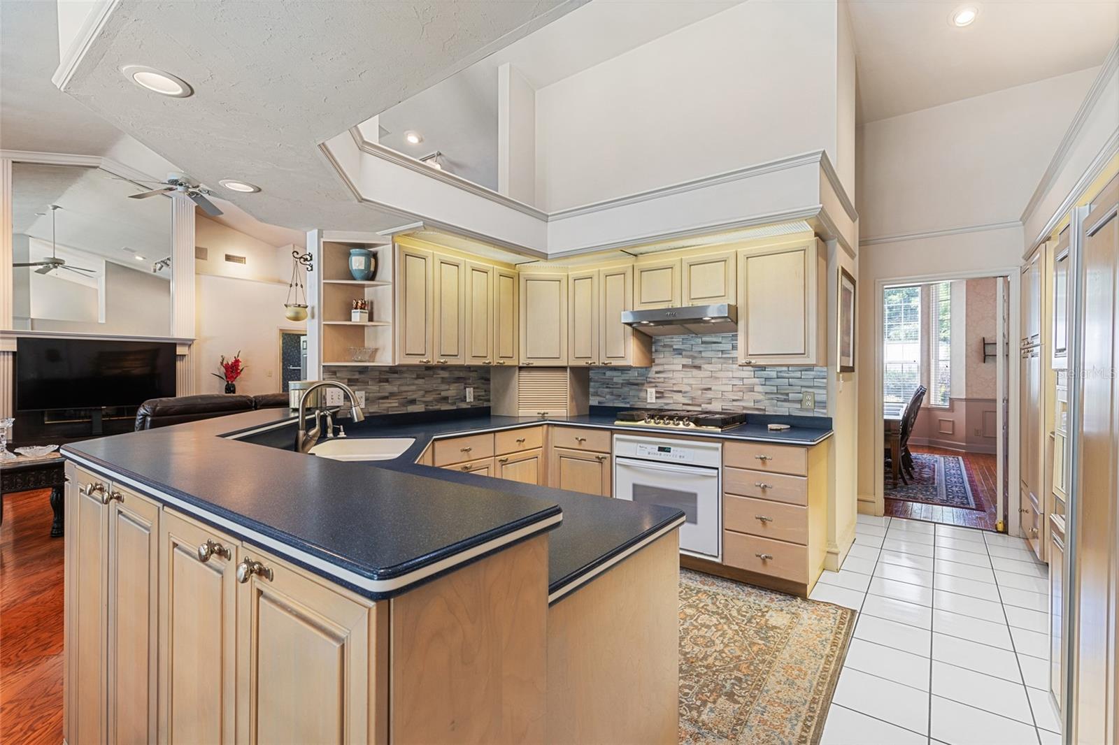 Image 14 of 50 For 141 46th Street