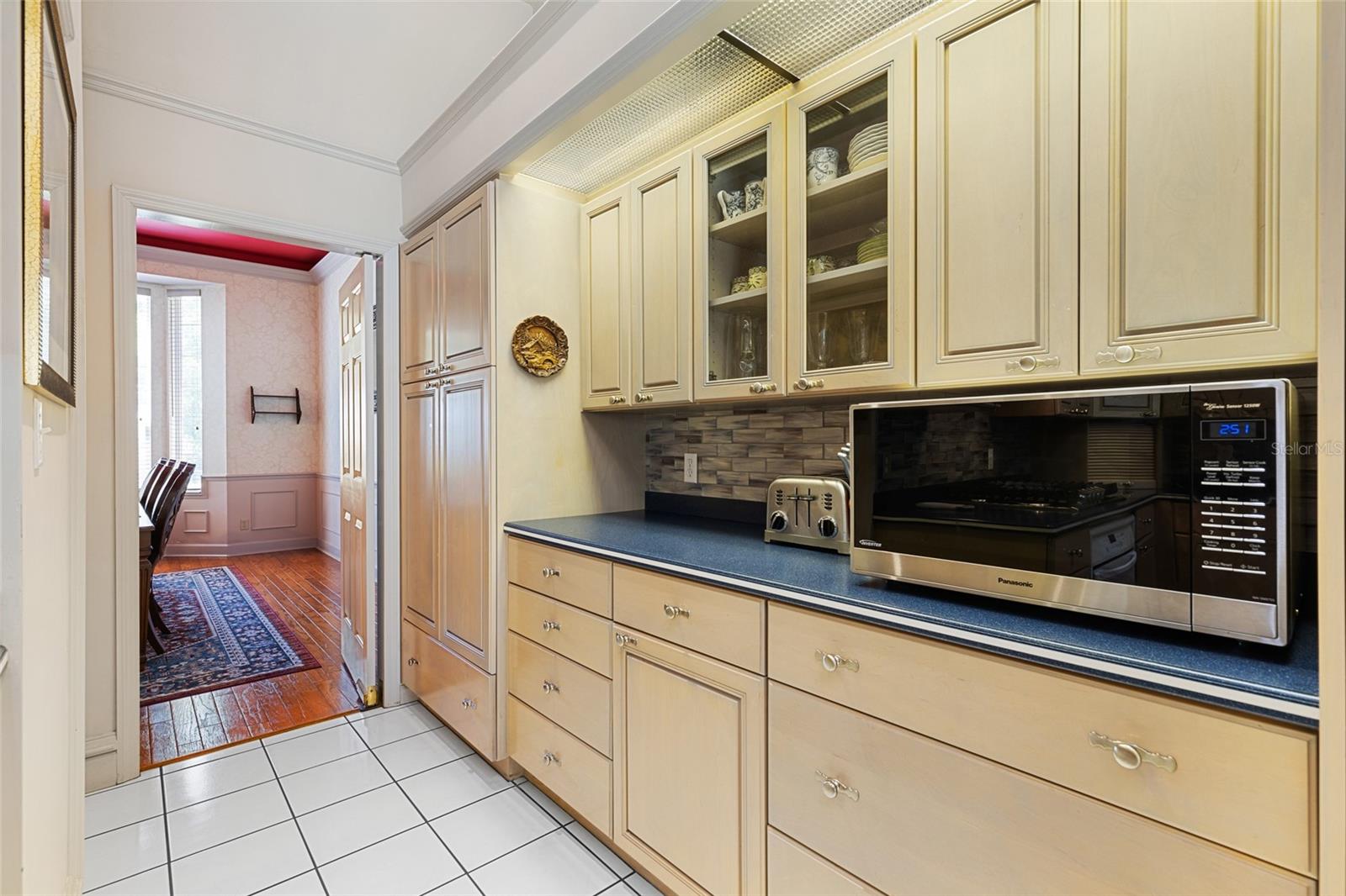 Image 18 of 50 For 141 46th Street