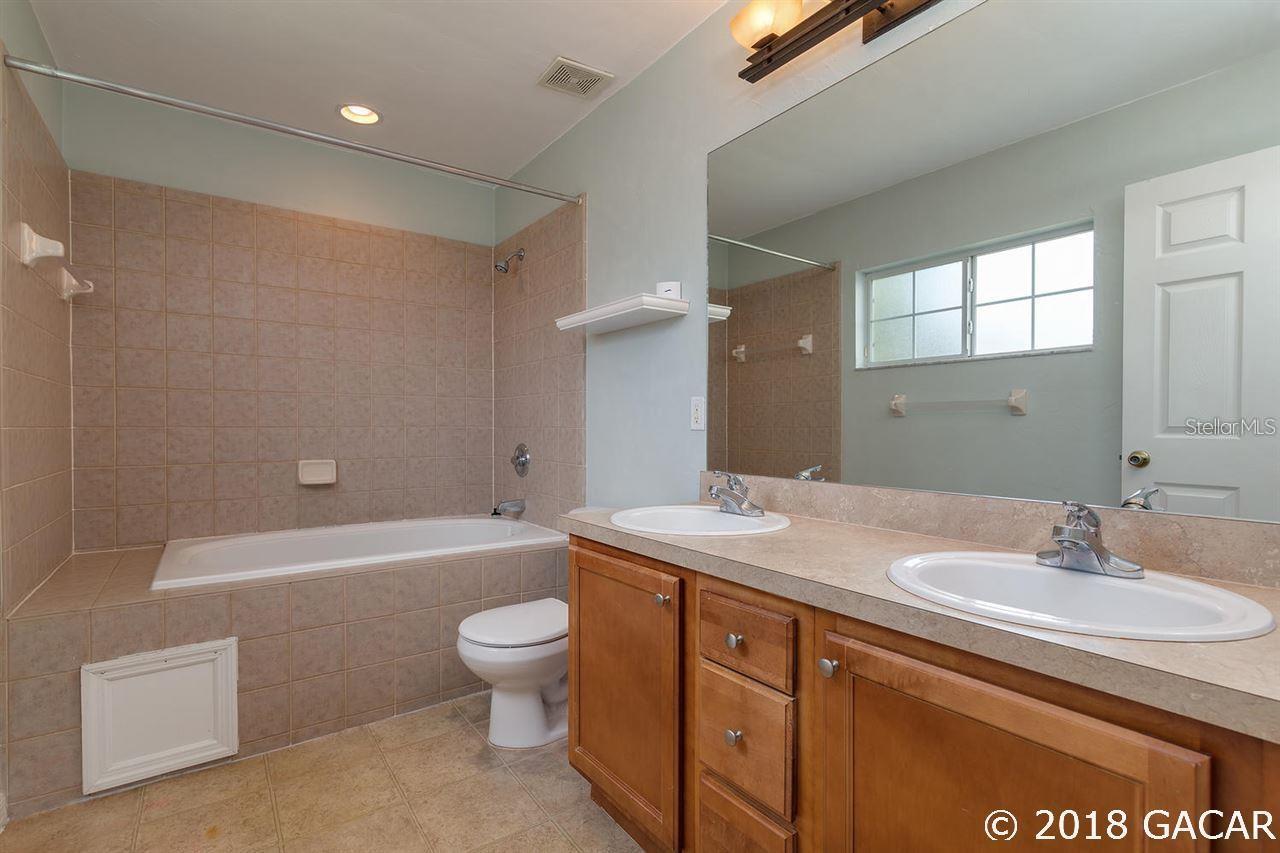 Image 4 of 6 For 11348 31st Lane