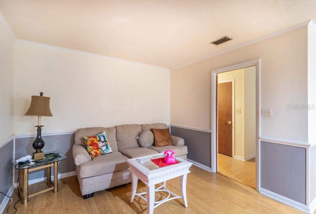 Image 13 of 21 For 126 40 Terrace