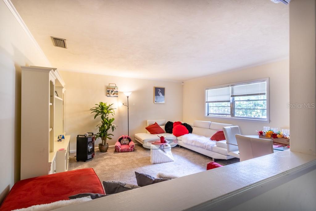 Image 4 of 21 For 126 40 Terrace