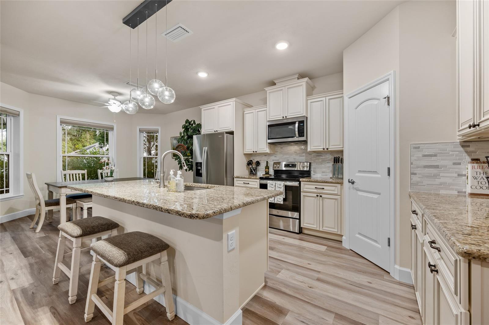 Image 10 of 29 For 6361 47th Terrace