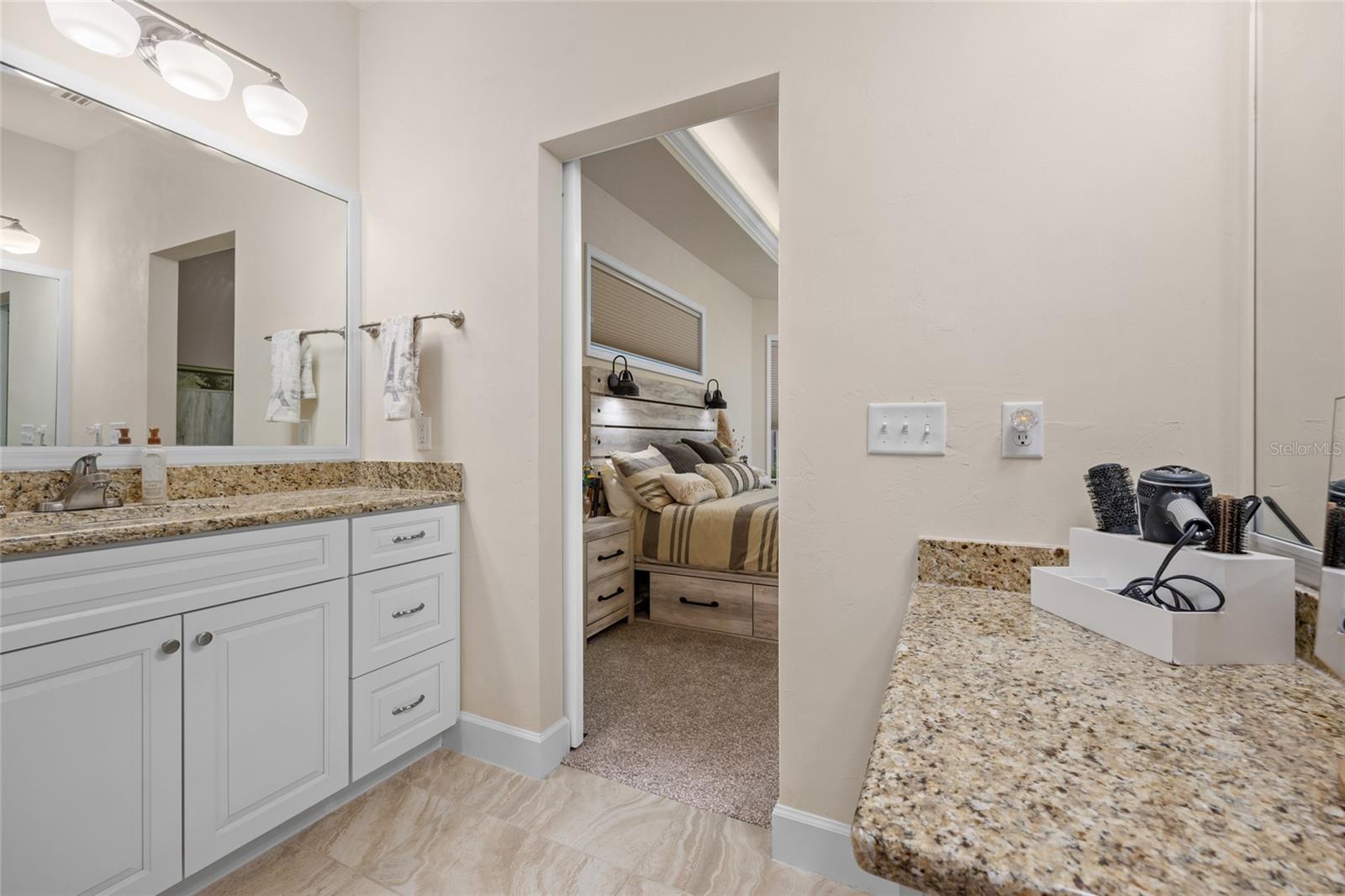 Image 19 of 29 For 6361 47th Terrace