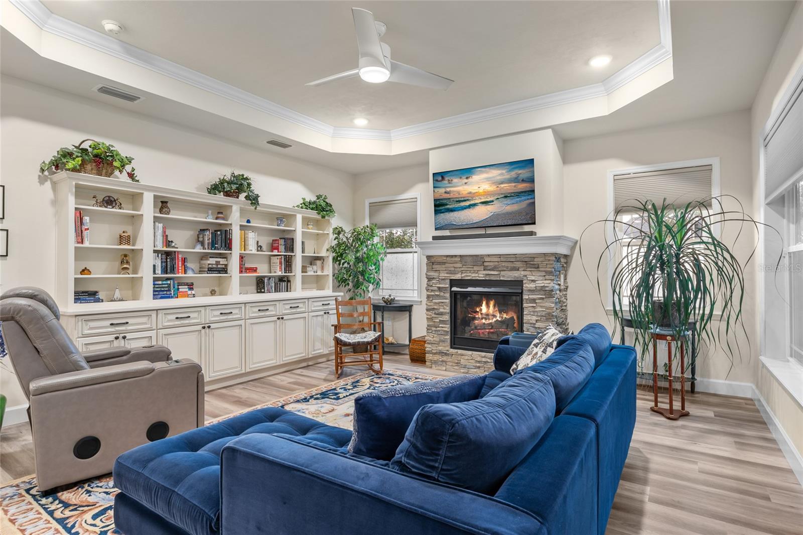 Image 7 of 29 For 6361 47th Terrace
