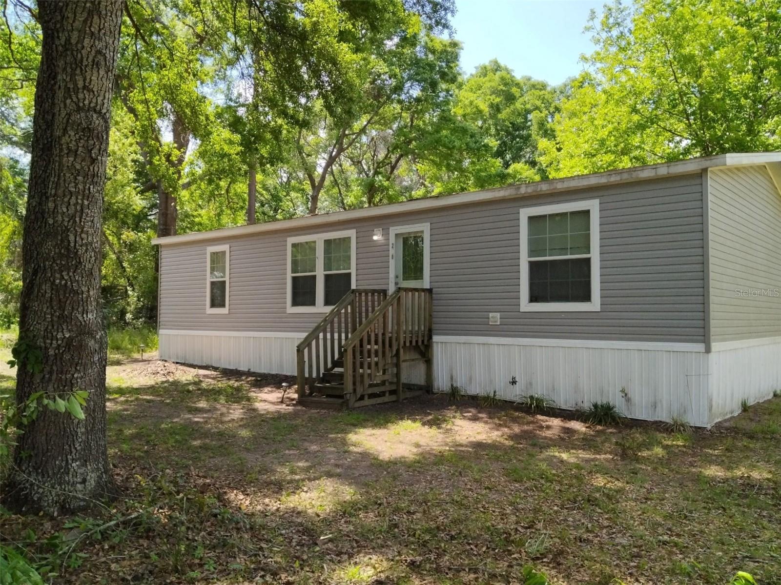 Image 4 of 45 For 270 Divider Terrace